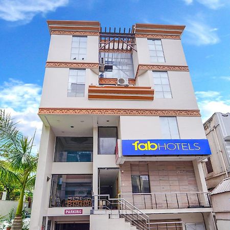 Fabhotel Ess Paradise - Nr Bus Stand Coimbatore Exteriör bild