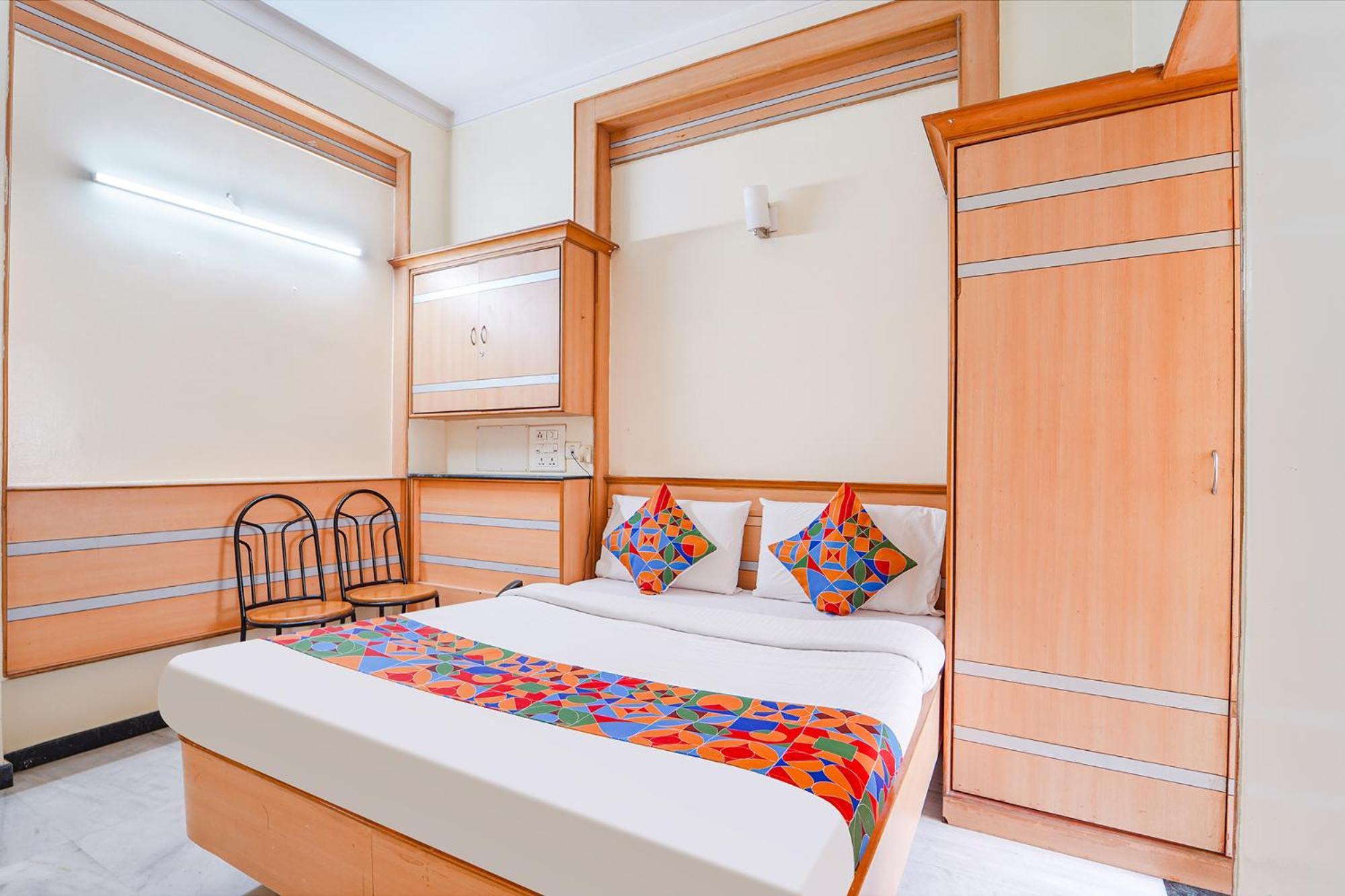 Fabhotel Ess Paradise - Nr Bus Stand Coimbatore Exteriör bild