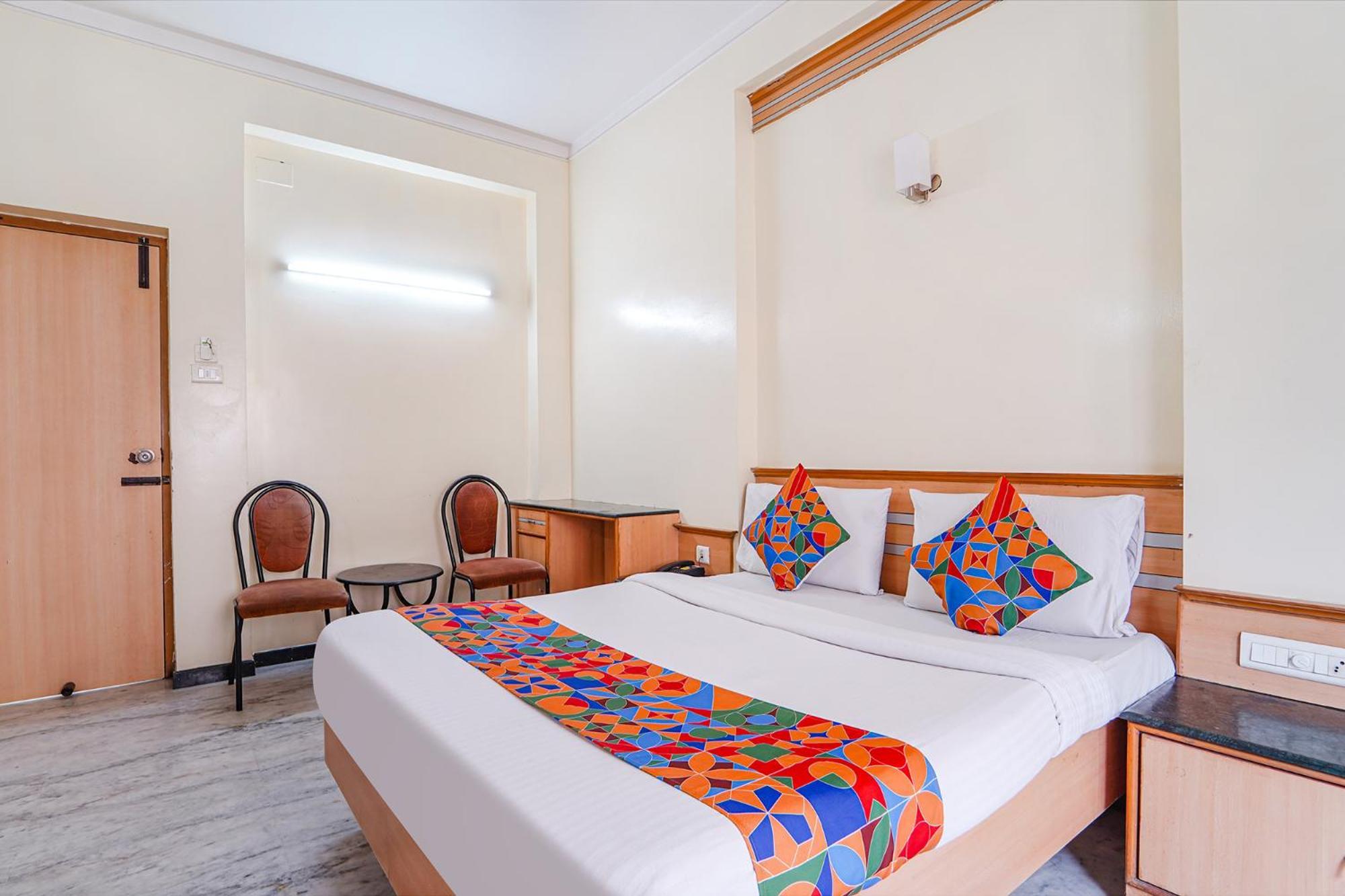 Fabhotel Ess Paradise - Nr Bus Stand Coimbatore Exteriör bild